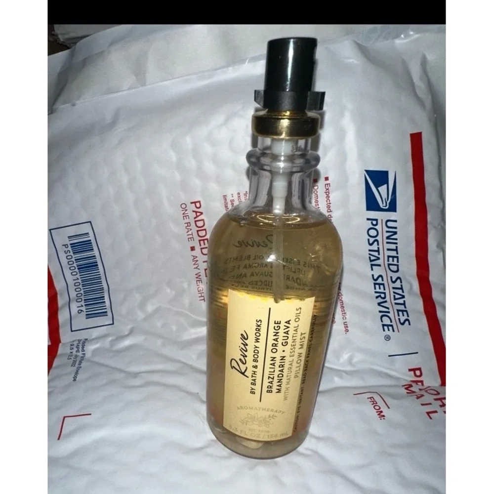 Bath and body works Aromatherapy revive BRAZILIAN ORANGE mandarin‎  pillow mist